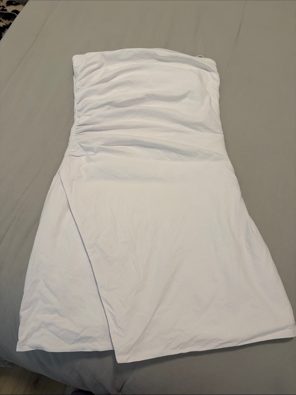 Abercrombie Strapless asymmetrical White Mini Dress